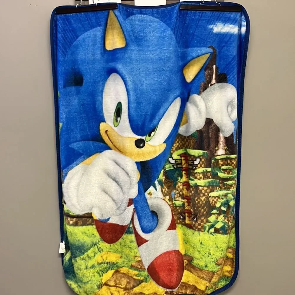SONIC The Hedgehog Vibrant Fleece Blue Blanket- approx 48” by 36” 10/19